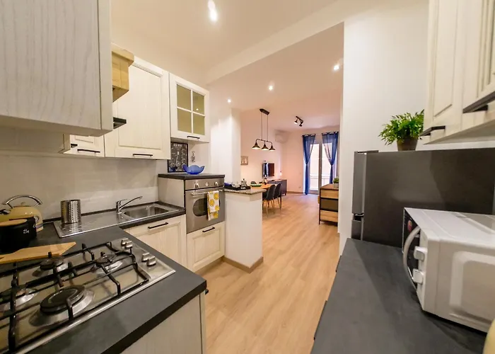 Chic Modern 2-bedroom Near Metro Appartement