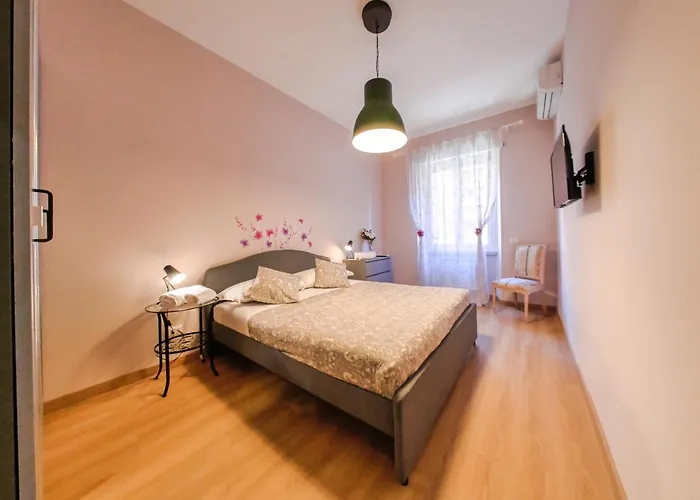 Chic Modern 2-bedroom Near Metro * Rome